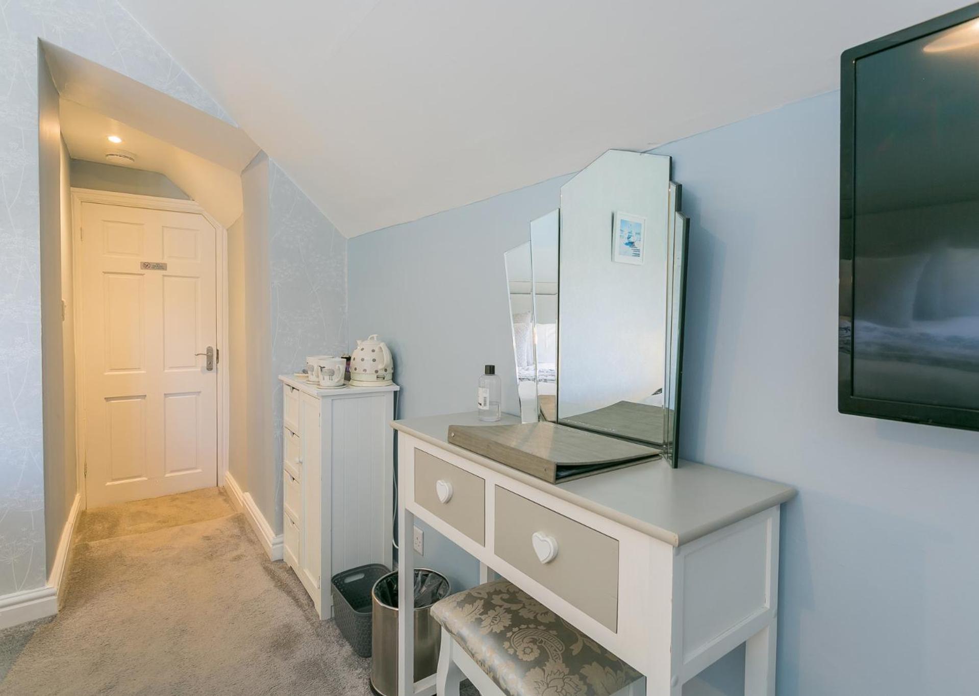 Tyn Llain B&B Llanfflewyn Экстерьер фото